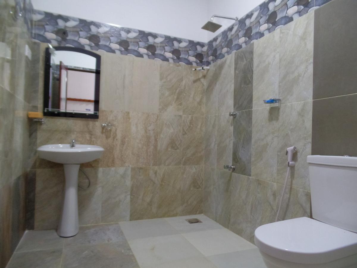 Amaya River Side Homestay Сигирия Экстерьер фото